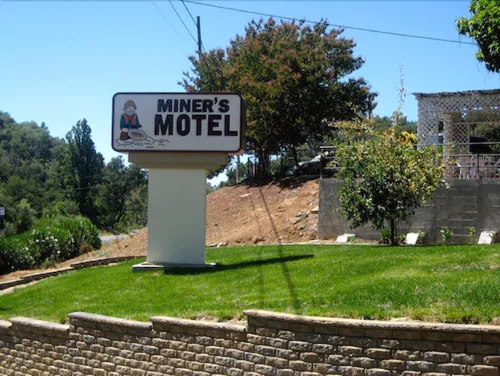 Miners Motel Джеймстаун Экстерьер фото