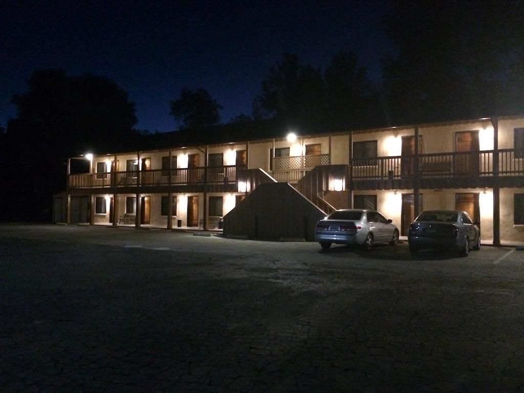 Miners Motel Джеймстаун Экстерьер фото