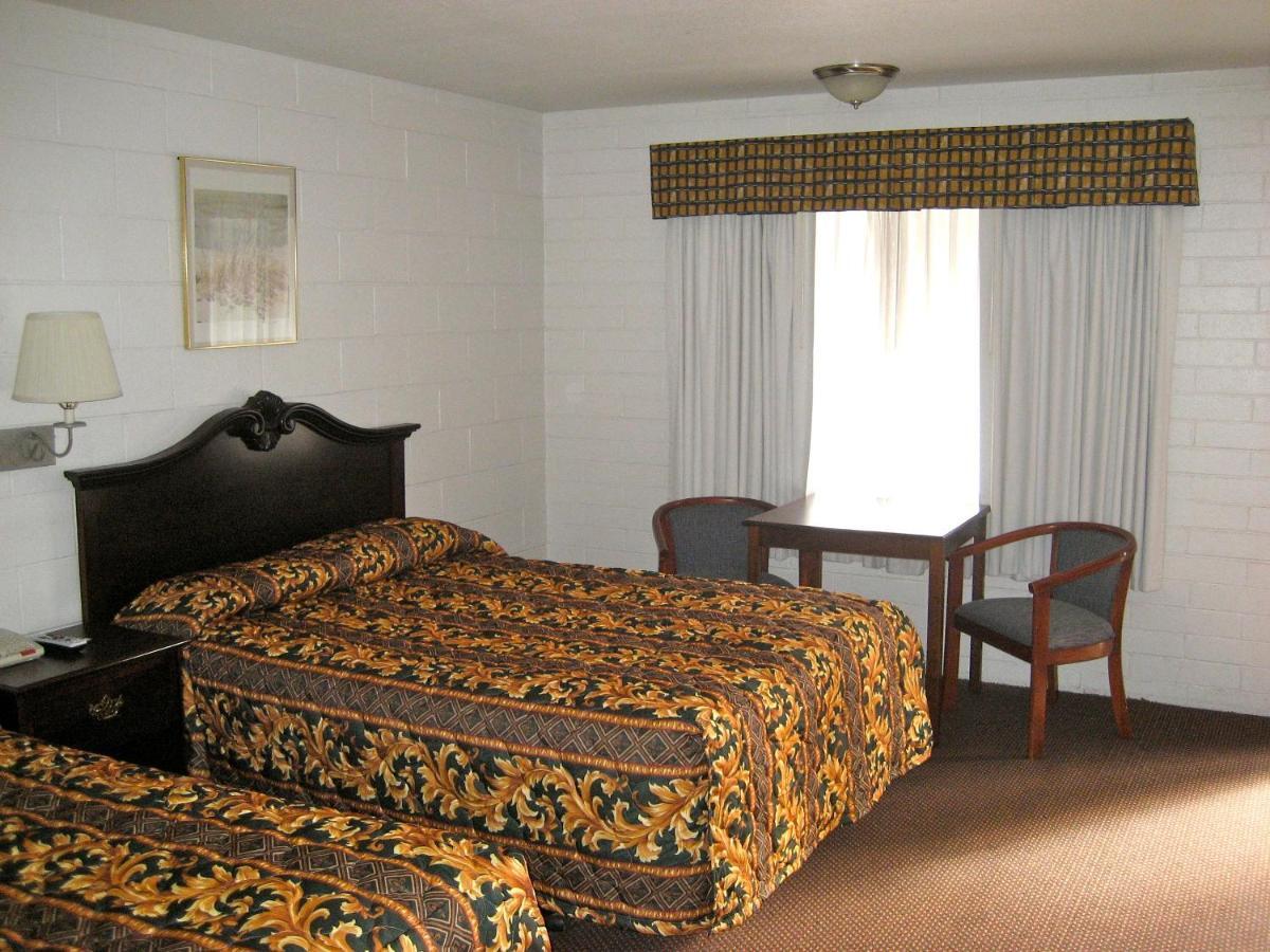 Miners Motel Джеймстаун Номер фото